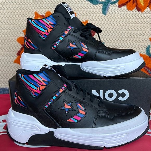 Converse 172656C
WEAPON CX MID
BLACK/PRIME PINK/GAME ROYAL
Men’s sneakers - Picture 1 of 16